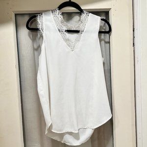 White Rayon tank top with a lace trim